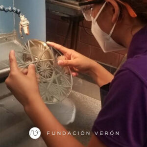 Escuela de Vidrio de Honduras Fundación Verón Año Internacional del Vidrio