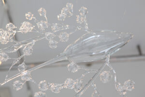 Mika Aoki Glass Artist Escultura en vidrio