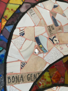 Martín La Spina Bèstia de Foc Mosaico con vidrio y cerámica Sant Jordi