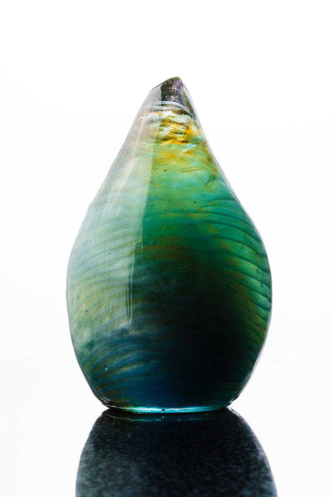 Eri Maeda Verre Glass art Objetos con Vidrio