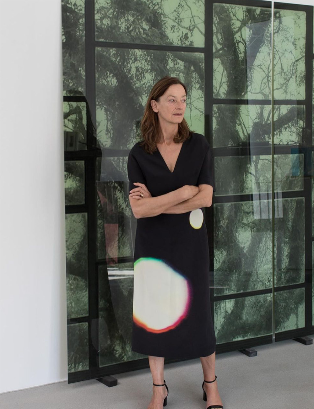 Veronika Kellndorfer, vidrio, arte contemporáneo, fotografía de arquitectura, reflejos, modernismo, arquitectura, paneles de vidrio, espacio, arte y arquitectura, fotografía moderna, arte con vidrio, instalaciones de vidrio.