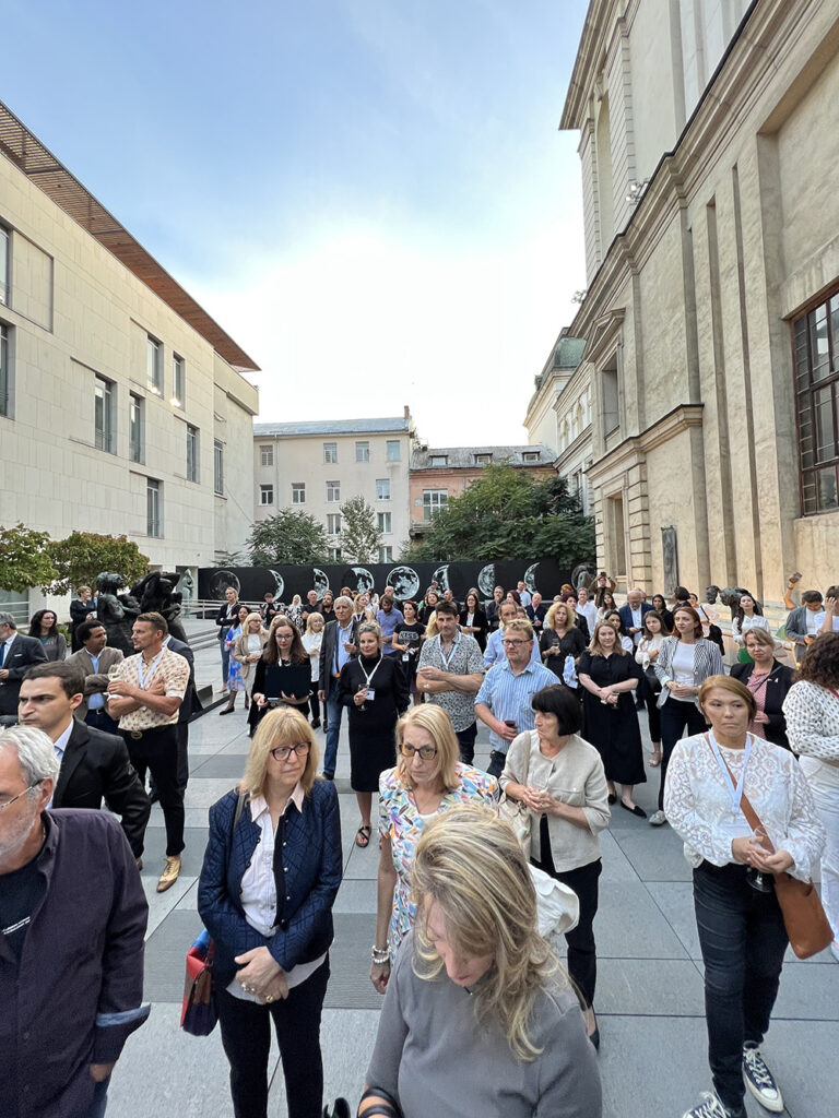 The International Biennale of Glass (IBG) Bulgaria_Sofia GLASS Tour