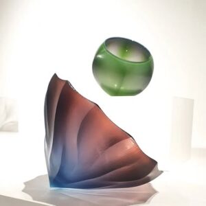 Joon Yong Kim glass art Blown glass