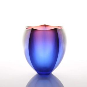 Joon Yong Kim glass art Blown glass