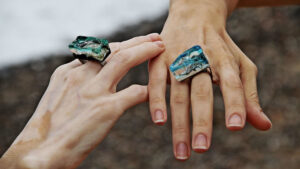 Nuria Torrente Nutopia Land ACAV Objetos con Vidrio Joyería en vidrio y escultura GLASS Meeting