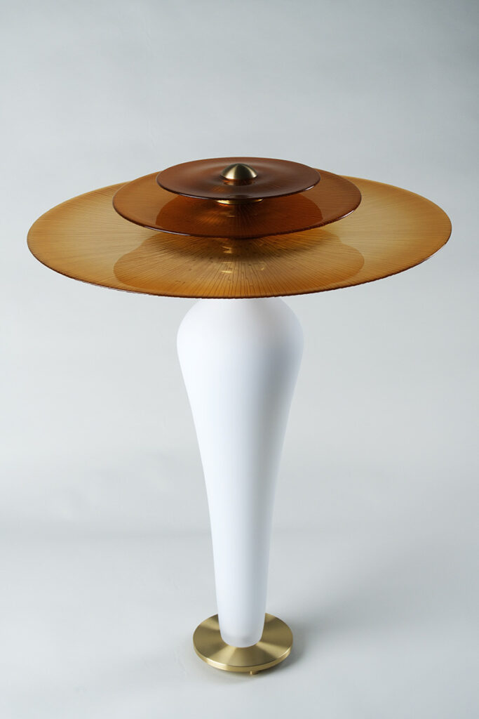 Atelier Stokowski ©Benjamin Azambre Dialogues de Verre Glass Art & Design Paris Biennale Internationale du Verre Contemporain Paris 2025 Orangerie du Jardin du Luxembourg exposición vidrio contemporáneo arte en vidrio París exposición de vidrio París 2025 creadores internacionales vidrio arte y diseño en vidrio Lettres de verre artistas vidrio contemporáneo exhibición vidrio internacional