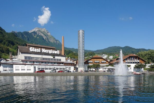 Glasi Hergiswil Roberto Niederer Vidrio soplado Suiza Blown glass