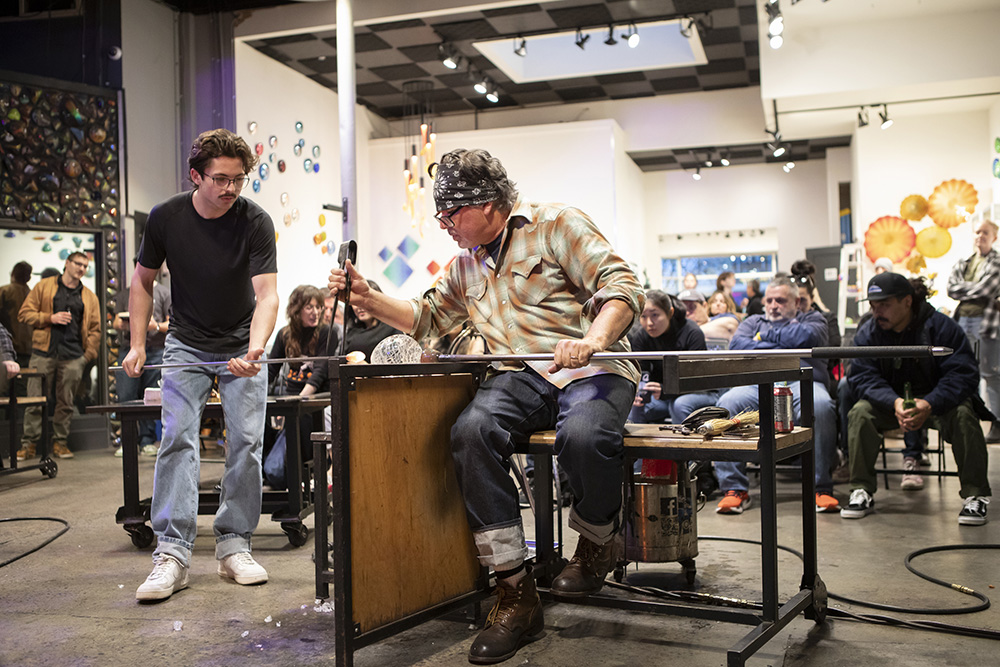 Refract: The Seattle Glass Experience Dale Chihuly