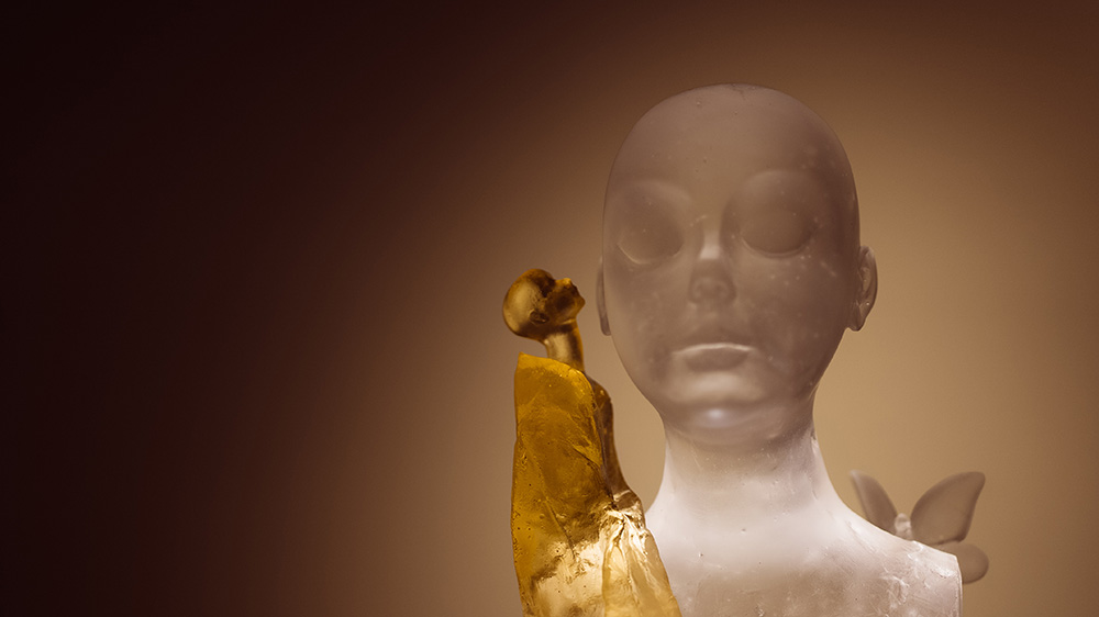 Gladys Sevillano Glass Artist Casting glass Artista en vidrio Escultura