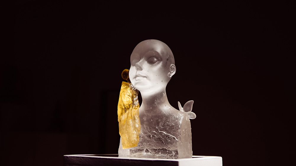 Gladys Sevillano Glass Artist Casting glass Artista en vidrio Escultura