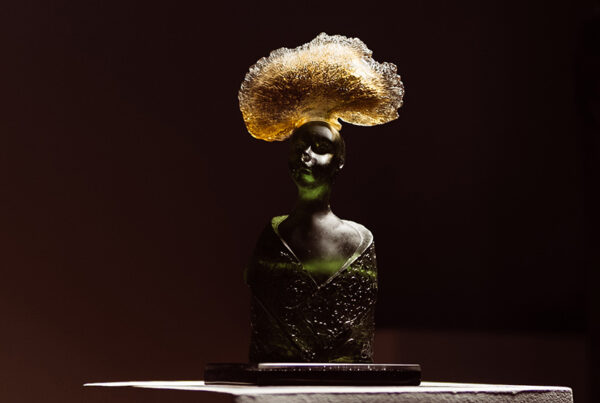 Gladys Sevillano Glass Artist Casting glass Artista en vidrio Escultura