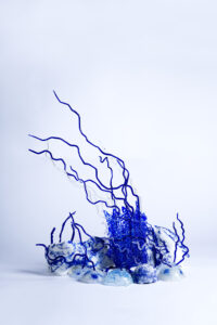 Ingrid Bahna obra “Atrapando el Viento”, presentada en ARTWEEK 2025, Centro Cultural Estación Mapocho, Santiago de Chile.