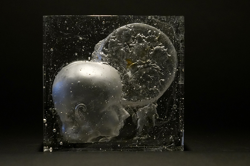 Gladys Sevillano Glass Artist Casting glass Artista en vidrio Escultura