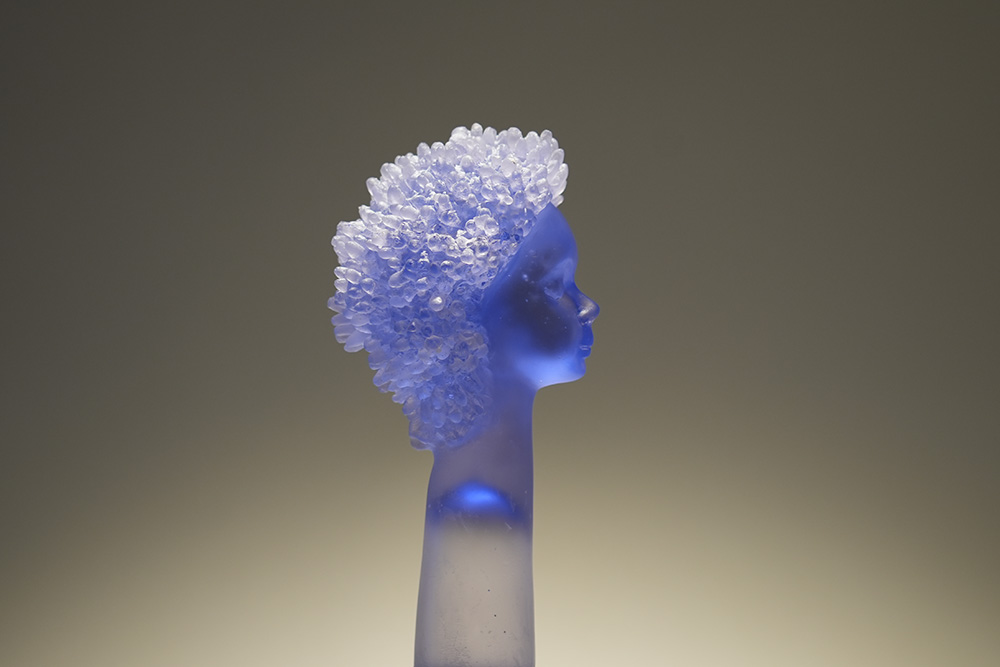 Gladys Sevillano Glass Artist Casting glass Artista en vidrio Escultura
