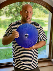 Esculturas de vidrio de Jaroslav Prosek, realizadas en su taller de Ceska Lipa, República Checa. Cada obra combina técnicas tradicionales de fusión y pulido con una visión contemporánea inspirada en la naturaleza y el mar.