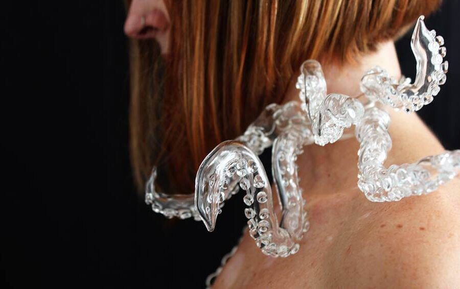 Joyería en vidrio: técnicas contemporáneas en Barcelona ACAV Vidre Nuria Torrente