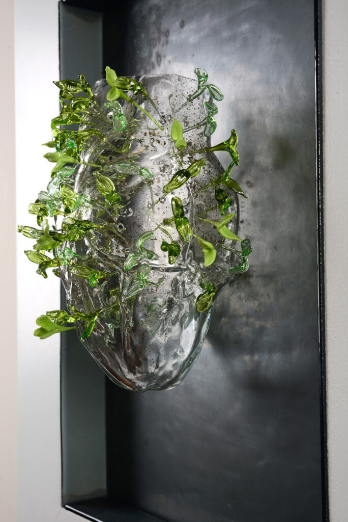 La tiera que me habita 2 Anatomía de lo Inesperado, de Marisa Berrone: cinco estudios sobre la materia emocional Rosario, Santa Fé Arte en Vidrio Corazón de vidrio