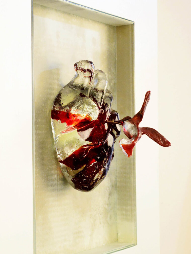 Punto de fuga cero Anatomía de lo Inesperado, de Marisa Berrone: cinco estudios sobre la materia emocional Rosario, Santa Fé Arte en Vidrio Corazón de vidrio