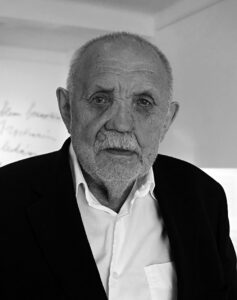 Vladimír Kopecký Master glass artist Vidrio checo arte en vidrio Objetos con Vidrio