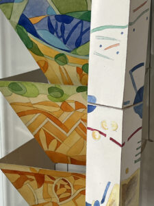 Arte y oficio del vitral. Restauración y obra de autor aplicada a la arquitectura e interiorismo. Larga trayectoria profesional, docencia y taller. Pere Valldepérez vitralls Valldepérez Objetos con Vidrio