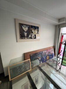 Arte y oficio del vitral. Restauración y obra de autor aplicada a la arquitectura e interiorismo. Larga trayectoria profesional, docencia y taller. Pere Valldepérez vitralls Valldepérez Objetos con Vidrio