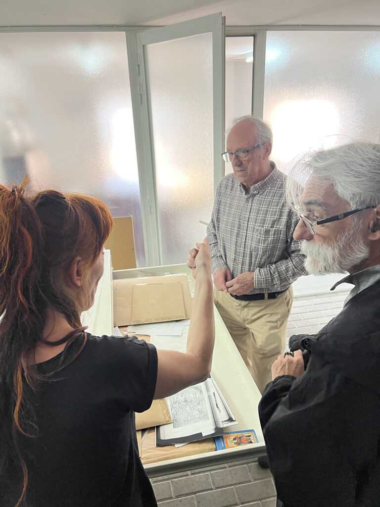 Arte y oficio del vitral. Restauración y obra de autor aplicada a la arquitectura e interiorismo. Larga trayectoria profesional, docencia y taller. Pere Valldepérez vitralls Valldepérez Objetos con Vidrio Arte y oficio del vitral. Restauración y obra de autor aplicada a la arquitectura e interiorismo. Larga trayectoria profesional, docencia y taller. Pere Valldepérez vitralls Valldepérez Objetos con Vidrio