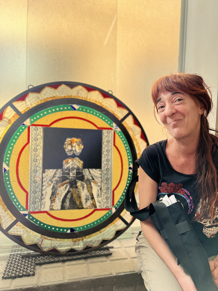 Arte y oficio del vitral. Restauración y obra de autor aplicada a la arquitectura e interiorismo. Larga trayectoria profesional, docencia y taller. Pere Valldepérez vitralls Valldepérez Objetos con Vidrio Arte y oficio del vitral. Restauración y obra de autor aplicada a la arquitectura e interiorismo. Larga trayectoria profesional, docencia y taller. Pere Valldepérez vitralls Valldepérez Objetos con Vidrio