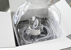 Mettre la tête où l’on pense, exposición de la artista canadiense Michèle Lapointe en el Museo de Arte en Vidrio de Alcorcón (MAVA). Instalación que combina vidrio artístico, fotografía y objetos para explorar la fragilidad humana a través de efectos ópticos y una puesta en escena inmersiva. Abierta hasta el 22 de febrero de 2026.