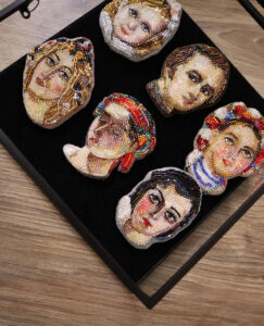 chepp.project Valeria_Khrystyna / embroidery / brooch / handmade Bead Embroidery Bordado con cuentas de vidrio