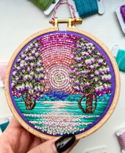 Zmeksa Ksenia Zimenko embroidery / brooch / handmade Bead Embroidery Bordado con cuentas de vidrio