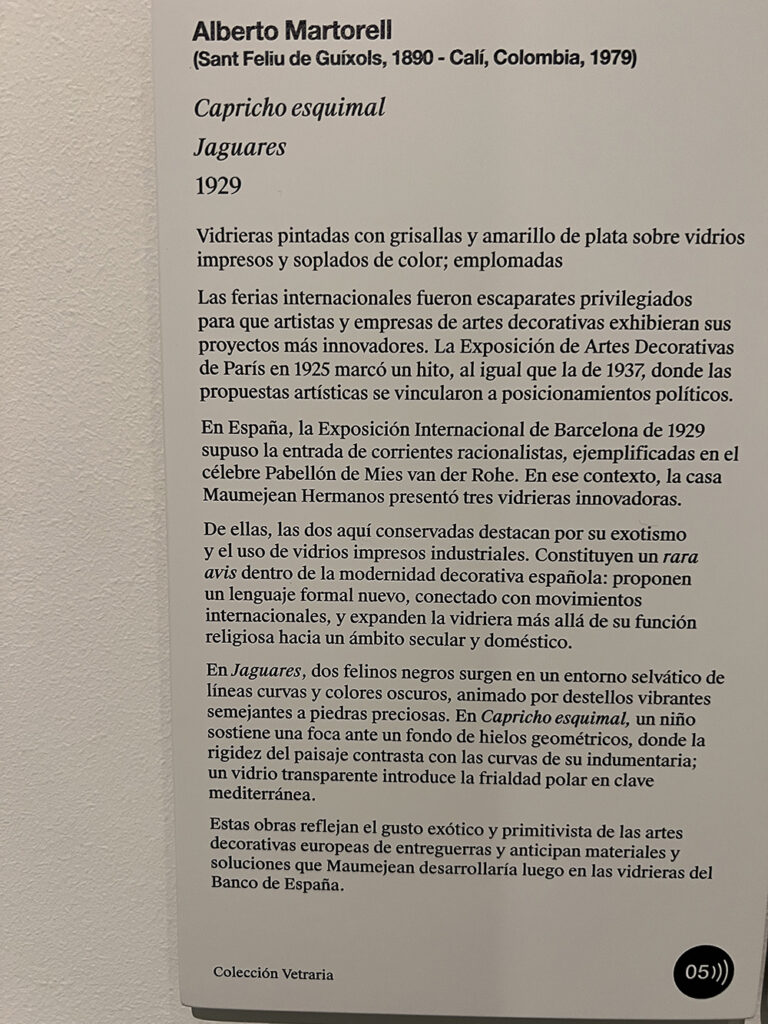 exposición Alegorías de un porvenir en el Banco de España, donde las vidrieras de la ampliación (1933-1934) de los talleres de la Casa Maumejean en Madrid combinan Art Déco, progreso y modernidad, según los estudios de Víctor Nieto Alcaide y Carlos Muñoz de Pablos. Una experiencia imprescindible para amantes del vidrio artístico y la historia.