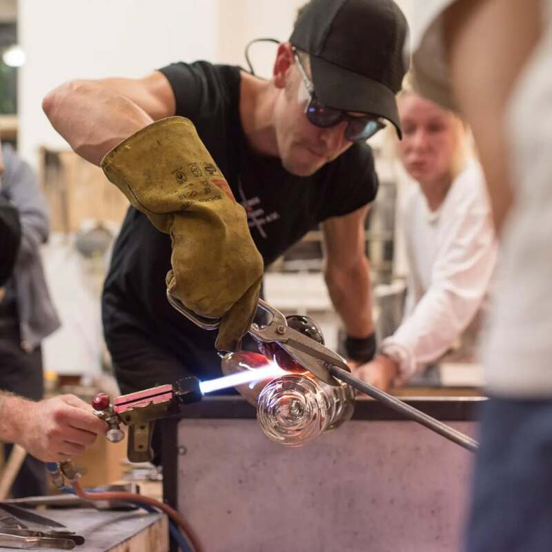 Jesse Paul Günther Objetos con Vidrio Glass Artist