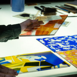 Glass Artist Open Studio ? CAN PINYONAIRE VITRALLS Miércoles 8 y jueves 9 de 10 a 13h Puertas abiertas - Demostraciones y explicaciones personalizadas. Sin inscripción previa Dirección: Travesía Auriga 5 Local bajos. 17004 Girona Instagram: @canpinyonaire