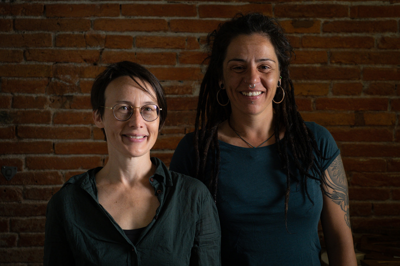 Glass Artist Open Studio ? CAN PINYONAIRE VITRALLS Miércoles 8 y jueves 9 de 10 a 13h Puertas abiertas - Demostraciones y explicaciones personalizadas. Sin inscripción previa Dirección: Travesía Auriga 5 Local bajos. 17004 Girona Instagram: @canpinyonaire