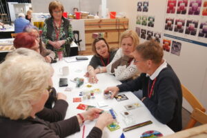 Feria del vidrio en Europa: Glasmesse 2026 reúne vidrio coloreado, herramientas, maquinaria, workshops y networking para artistas y profesionales del sector.