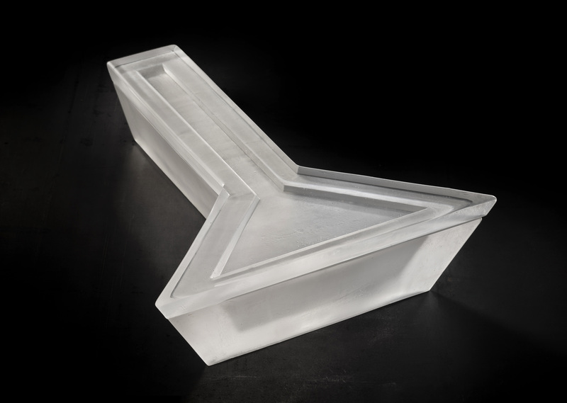 Aldana-Mendez URNA FUNERARIA “Exposición EN DIÁLOGO de ACAV en Barcelona, muestra de arte contemporáneo en vidrio.”