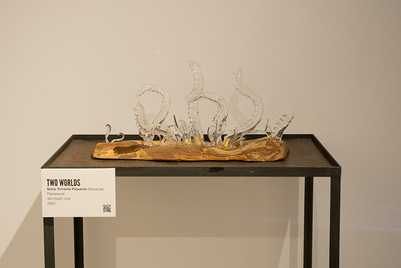 Contemporary Glass Art | Glass Exhibition | Barcelona | International Glass Artists | ACAV | Galería de fotos de la inauguración de EN DIÀLEG, una exposición de vidrio contemporáneo organizada por ACAV en Barcelona Glass Sculpture | Art Glass Exhibition | Contemporary Craft.