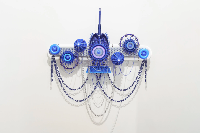 Leonardo Damonte Leonardo Damonte artista argentino vidrio en el arte contemporáneo escultura contemporánea arte con vidrio tubos fluorescentes en el arte instalaciones artísticas con luz escultura con vidrio arte contemporáneo argentino artistas que trabajan con vidrio