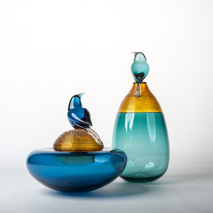 Johnson Julie Segunda edición del Salon international du Verre PARIS14, con artistas internacionales y obras de vidrio contemporáneo en París.