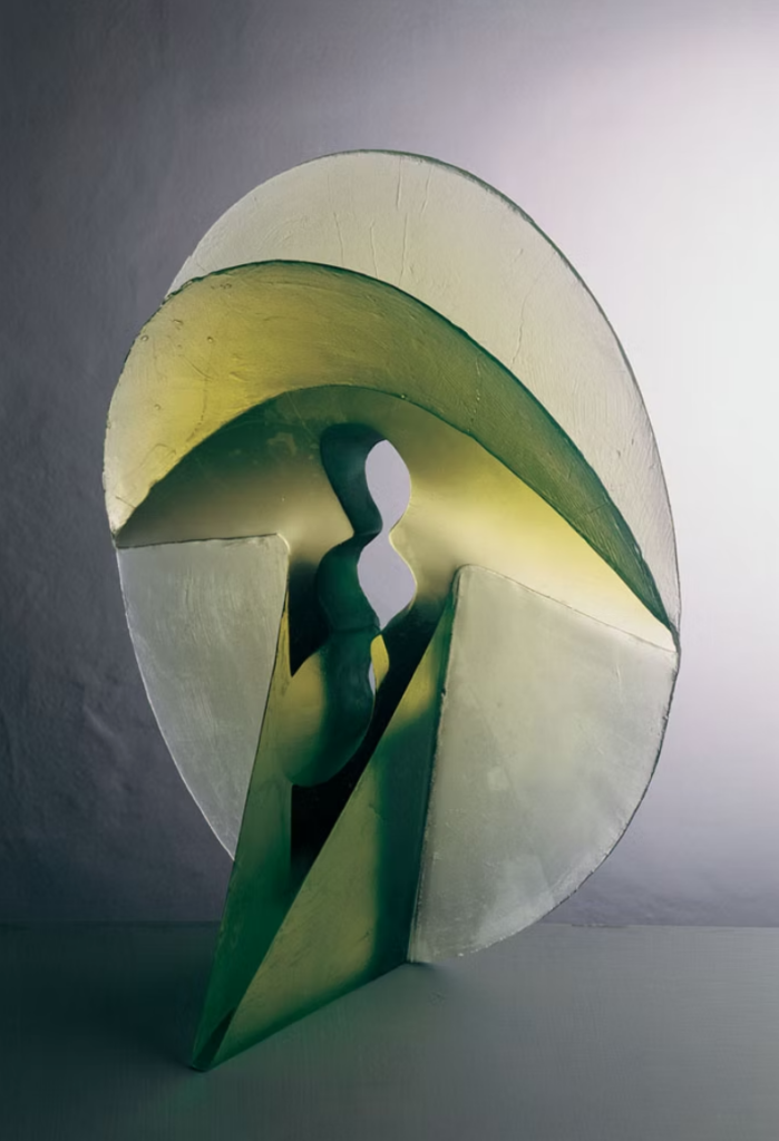 Vladimíra Klumpar vidrio escultura en vidrio contemporáneo vidrio contemporáneo checo vidrio fundido kiln casting artistas del vidrio contemporáneo escultura de vidrio Stanislav Libenský Vladimíra Klumpar vidrio escultura en vidrio contemporáneo vidrio contemporáneo checo vidrio fundido kiln casting artistas del vidrio contemporáneo escultura de vidrio Stanislav Libenský
